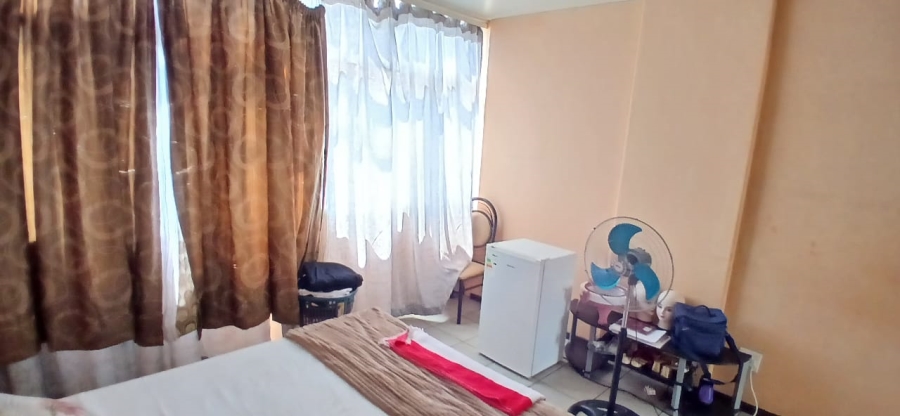 2 Bedroom Property for Sale in Muckleneuk Gauteng