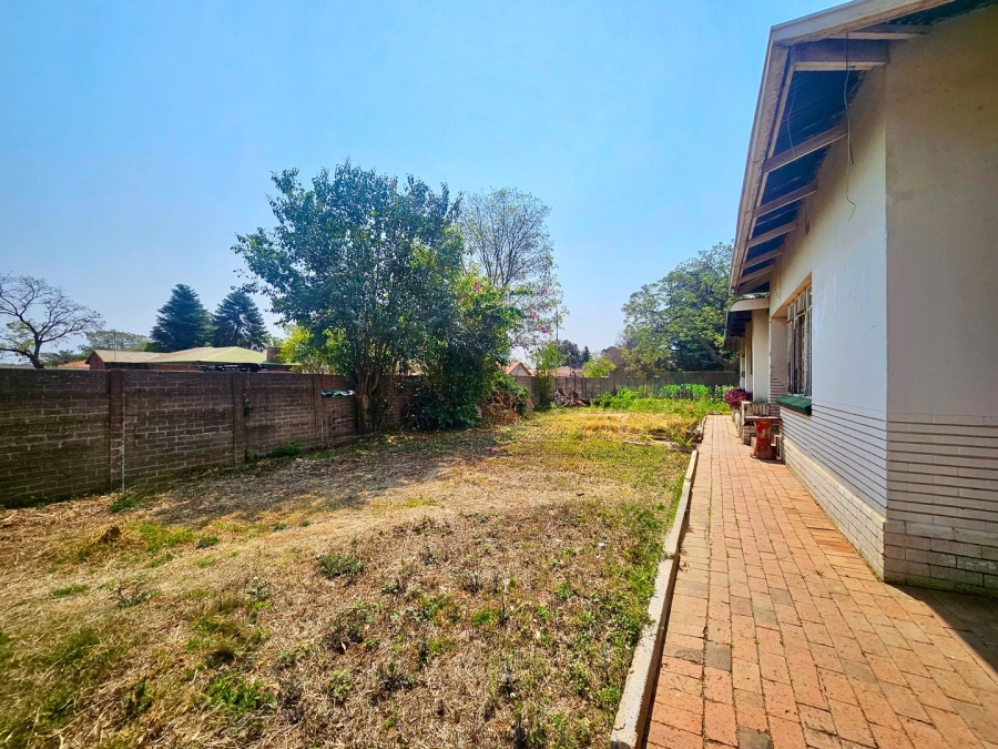 7 Bedroom Property for Sale in Kempton Park Ext 2 Gauteng