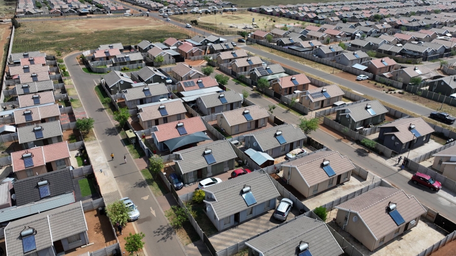 3 Bedroom Property for Sale in Sky City Gauteng