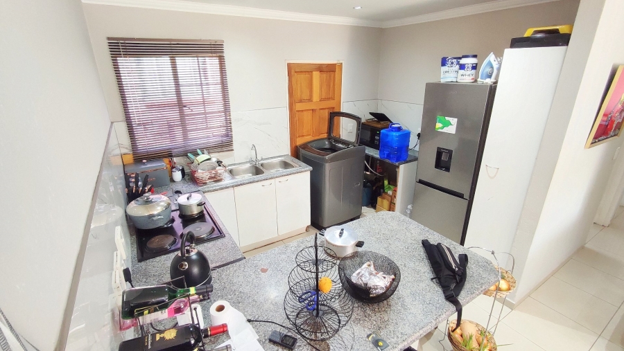 3 Bedroom Property for Sale in Heuwelsig Estate Gauteng