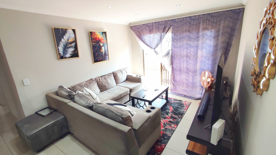 3 Bedroom Property for Sale in Heuwelsig Estate Gauteng