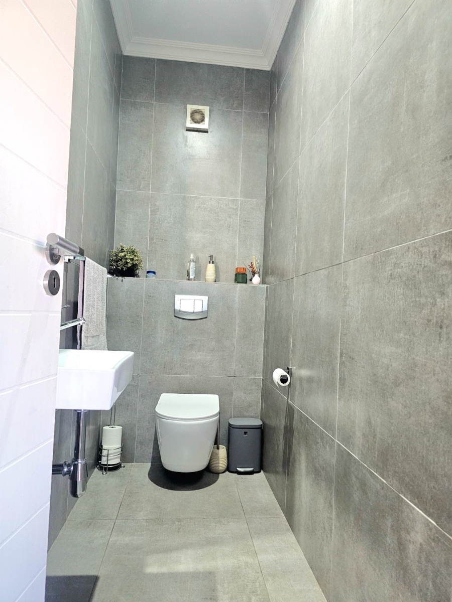 3 Bedroom Property for Sale in Ferndale Gauteng