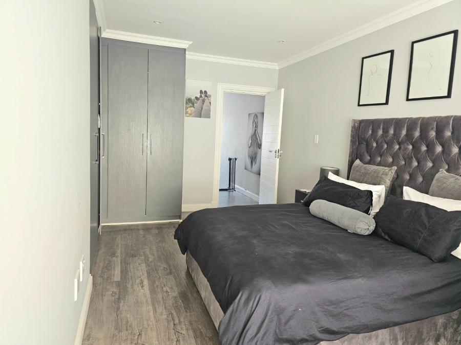 3 Bedroom Property for Sale in Ferndale Gauteng