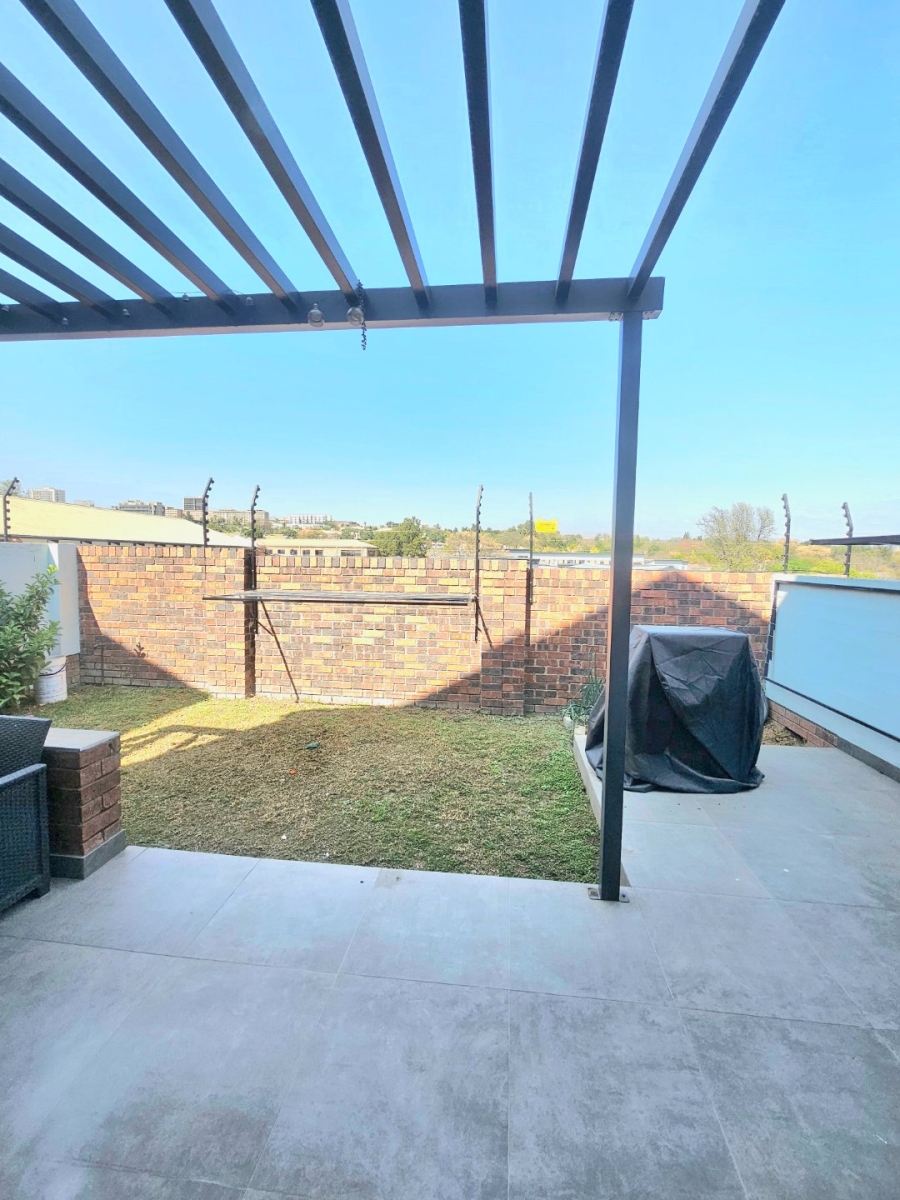 3 Bedroom Property for Sale in Ferndale Gauteng