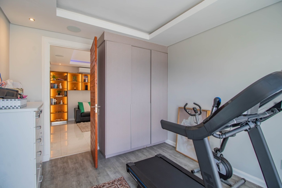 5 Bedroom Property for Sale in Serengeti Lifestyle Estate Gauteng