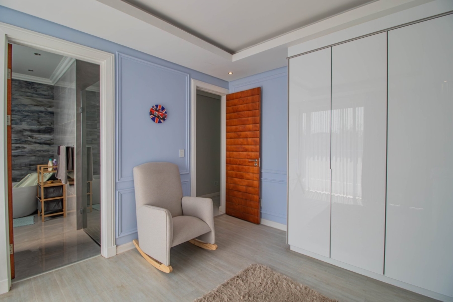 5 Bedroom Property for Sale in Serengeti Lifestyle Estate Gauteng