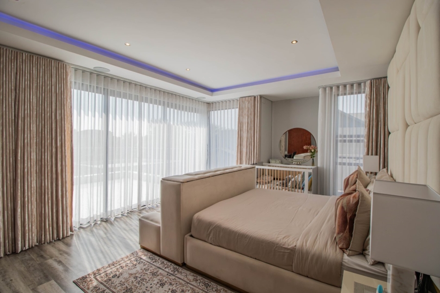 5 Bedroom Property for Sale in Serengeti Lifestyle Estate Gauteng