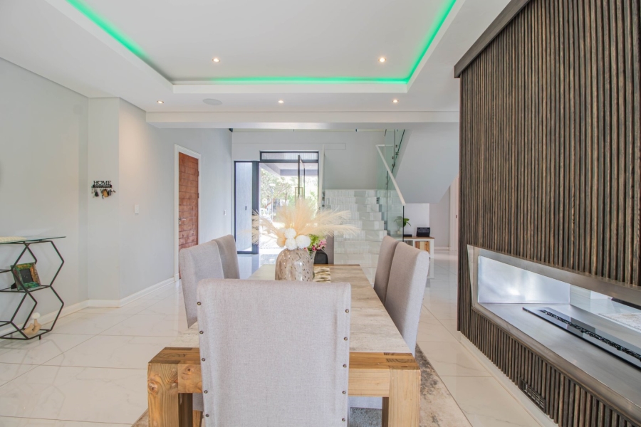 5 Bedroom Property for Sale in Serengeti Lifestyle Estate Gauteng