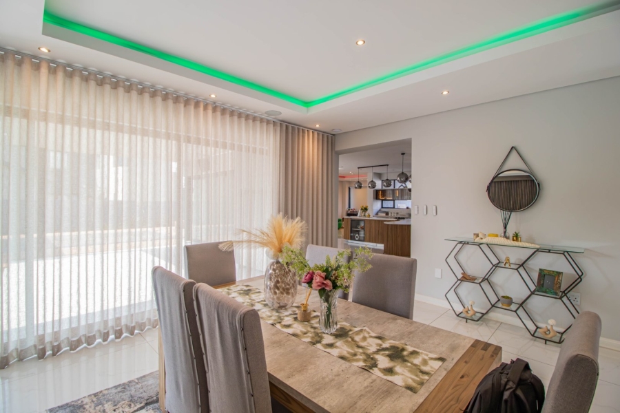 5 Bedroom Property for Sale in Serengeti Lifestyle Estate Gauteng