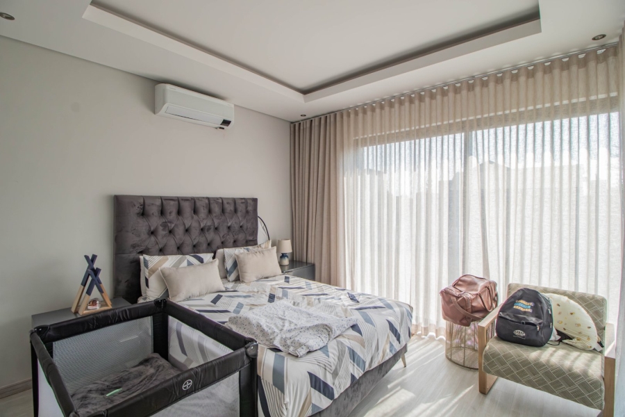 5 Bedroom Property for Sale in Serengeti Lifestyle Estate Gauteng