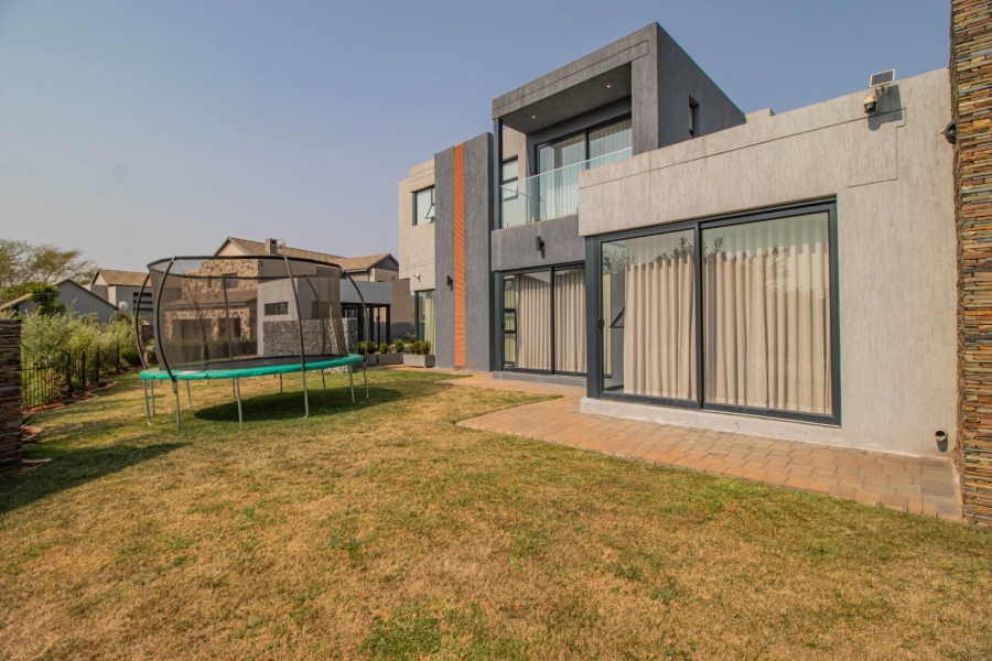 5 Bedroom Property for Sale in Serengeti Lifestyle Estate Gauteng