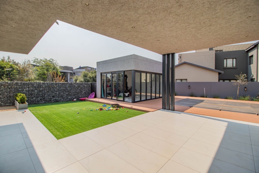 5 Bedroom Property for Sale in Serengeti Lifestyle Estate Gauteng