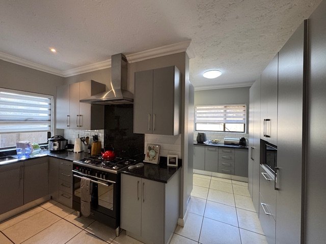 4 Bedroom Property for Sale in Midstream Estate Gauteng