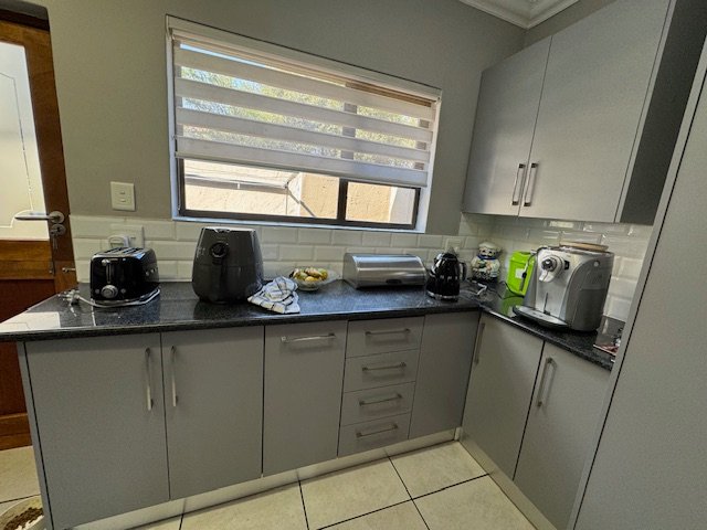 4 Bedroom Property for Sale in Midstream Estate Gauteng