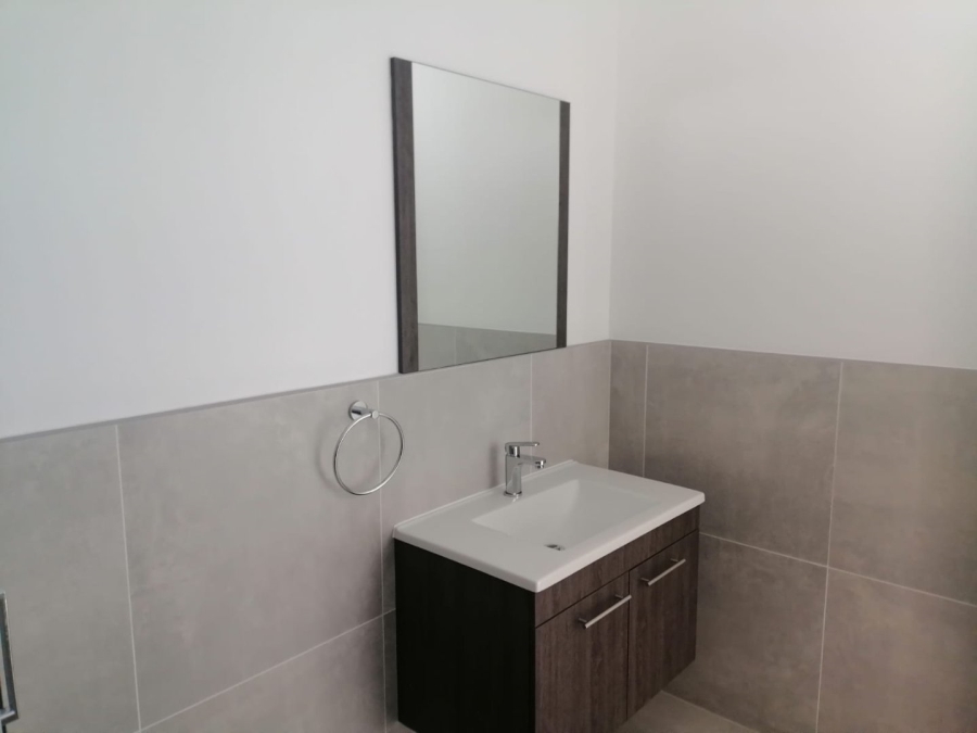 2 Bedroom Property for Sale in North Riding Gauteng