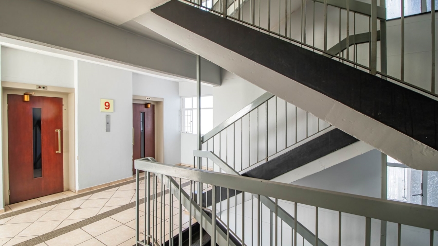 1 Bedroom Property for Sale in Elma Park Gauteng