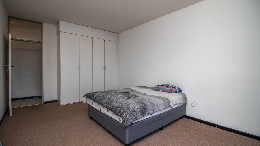 1 Bedroom Property for Sale in Elma Park Gauteng