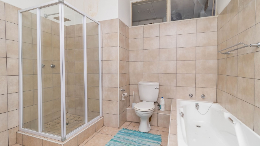 1 Bedroom Property for Sale in Elma Park Gauteng