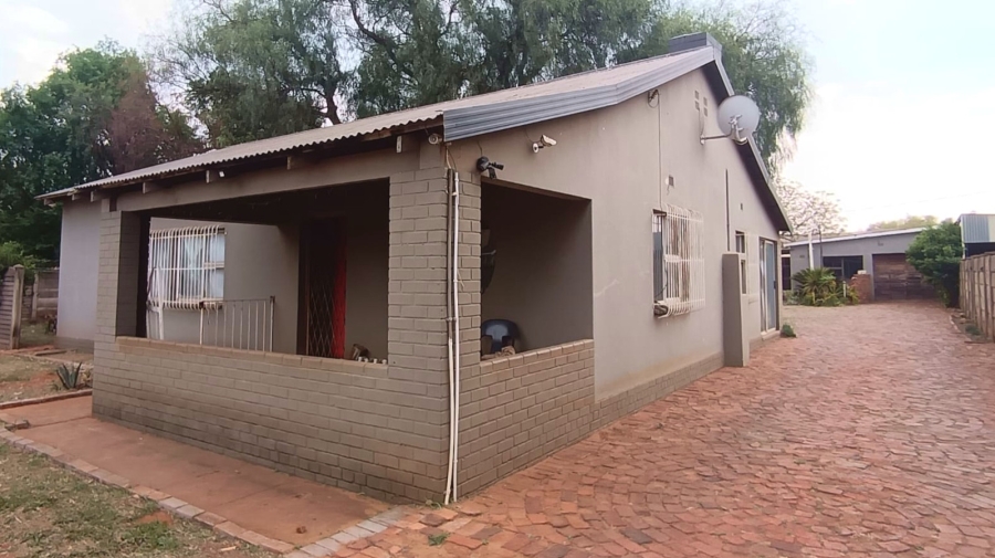 3 Bedroom Property for Sale in Rothdene Gauteng