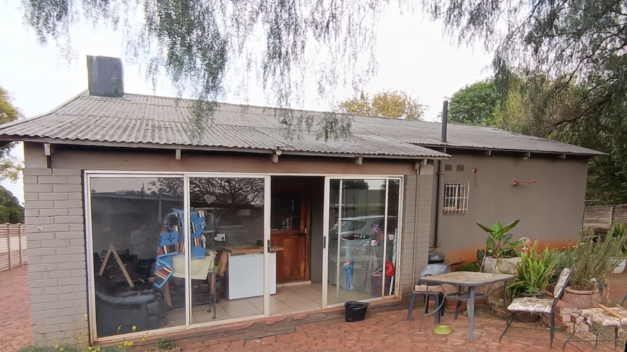 3 Bedroom Property for Sale in Rothdene Gauteng
