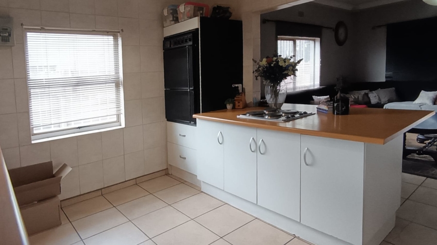 3 Bedroom Property for Sale in Rothdene Gauteng