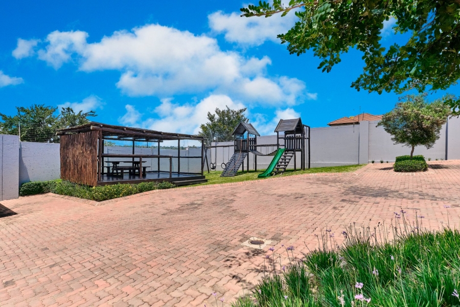 To Let 1 Bedroom Property for Rent in Lonehill Gauteng