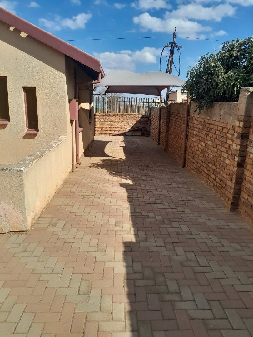 To Let 2 Bedroom Property for Rent in Soshanguve WW Gauteng