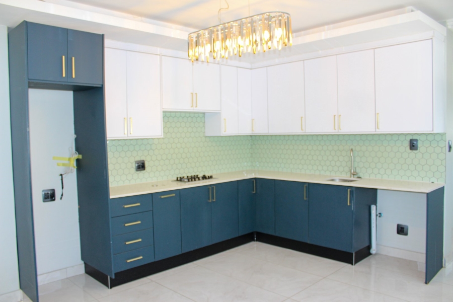 7 Bedroom Property for Sale in Midstream Ridge Gauteng