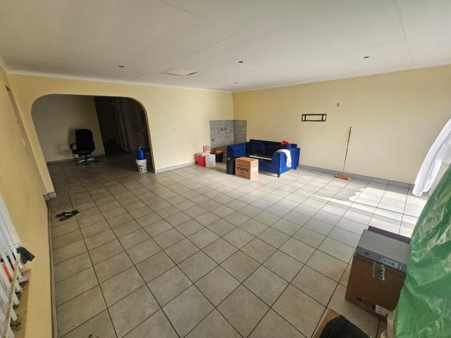 3 Bedroom Property for Sale in Wierda Park Gauteng