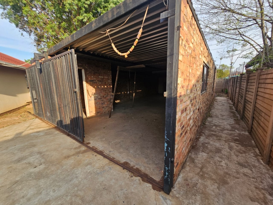 3 Bedroom Property for Sale in Wierda Park Gauteng