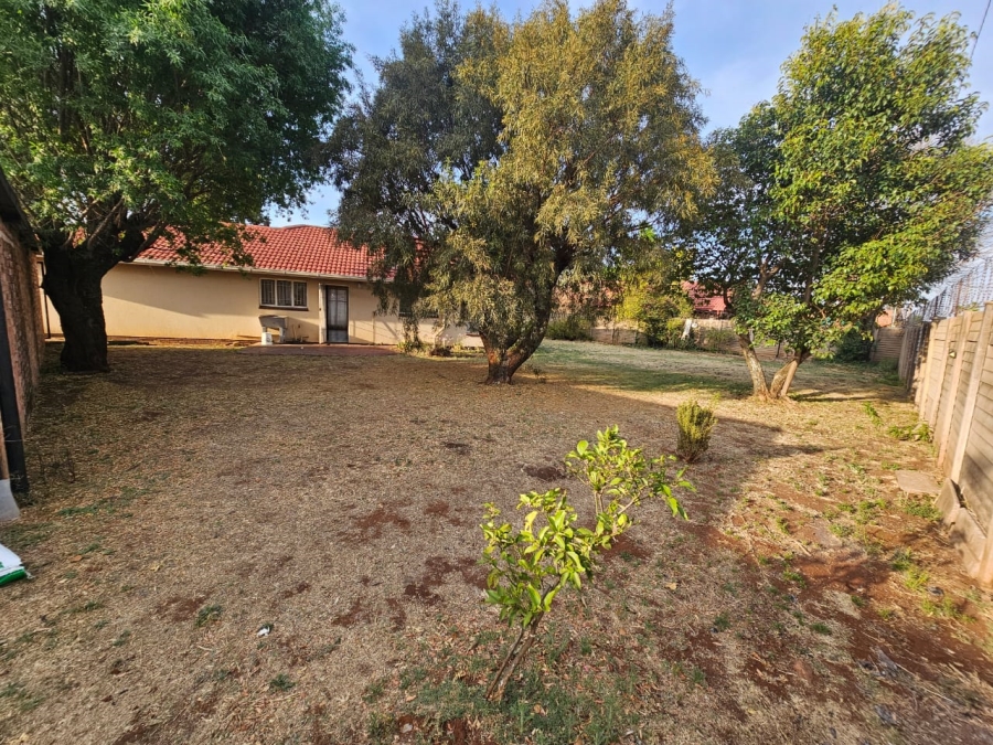 3 Bedroom Property for Sale in Wierda Park Gauteng