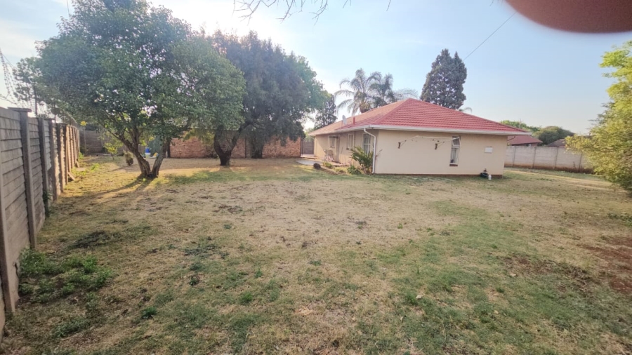 3 Bedroom Property for Sale in Wierda Park Gauteng