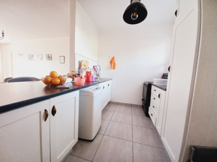 To Let 2 Bedroom Property for Rent in Wychwood Gauteng