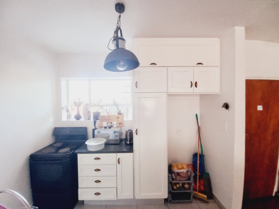 To Let 2 Bedroom Property for Rent in Wychwood Gauteng
