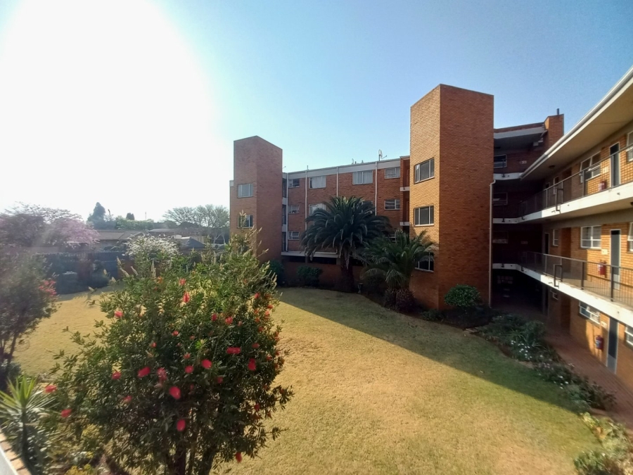 To Let 2 Bedroom Property for Rent in Wychwood Gauteng