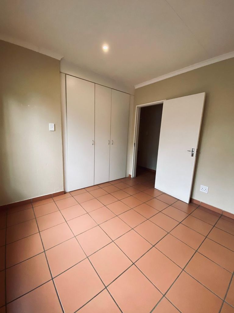 To Let 2 Bedroom Property for Rent in Edenvale Central Gauteng