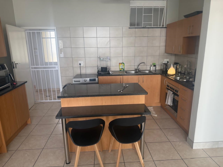 To Let 1 Bedroom Property for Rent in Bedfordview Gauteng