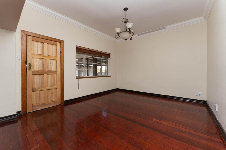 To Let 4 Bedroom Property for Rent in Florida Gauteng