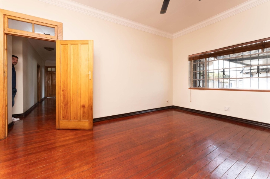 To Let 4 Bedroom Property for Rent in Florida Gauteng