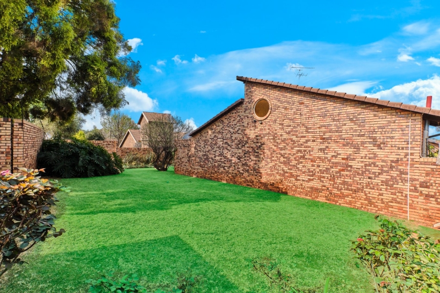 3 Bedroom Property for Sale in Fairland Gauteng
