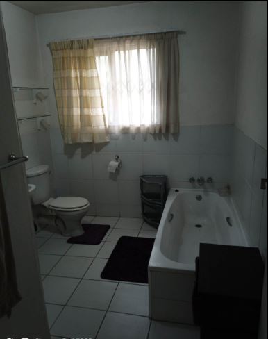 5 Bedroom Property for Sale in President Park Gauteng
