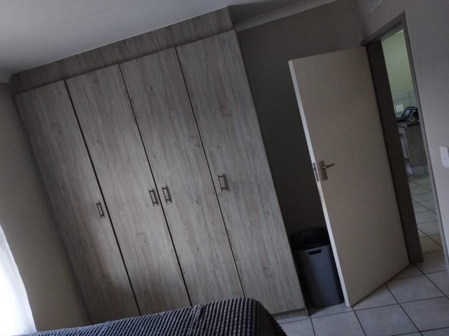 2 Bedroom Property for Sale in Heuweloord Gauteng