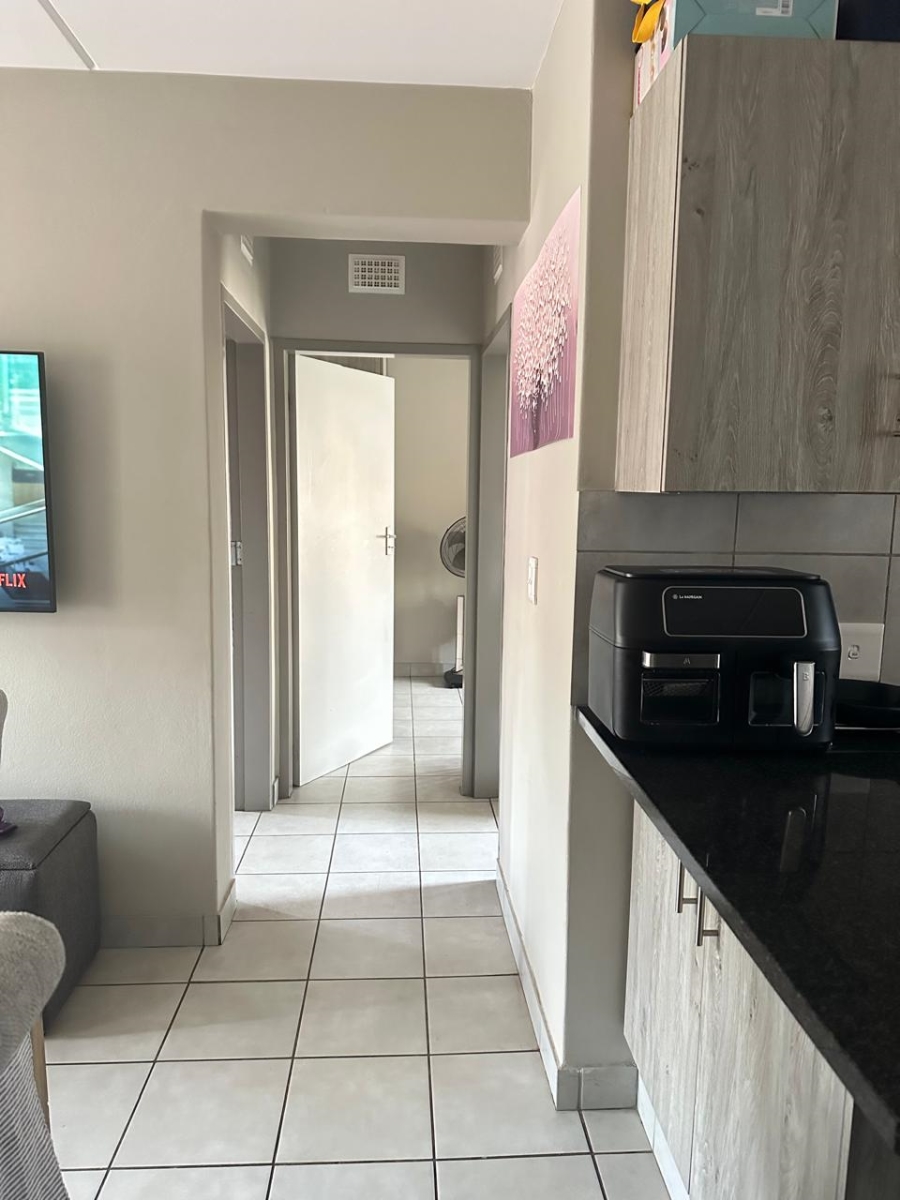 2 Bedroom Property for Sale in Heuweloord Gauteng