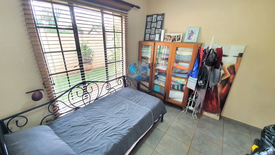 4 Bedroom Property for Sale in Hesteapark Gauteng