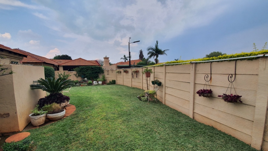 4 Bedroom Property for Sale in Hesteapark Gauteng