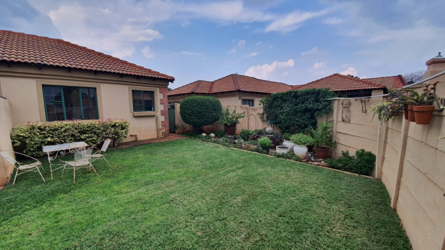 4 Bedroom Property for Sale in Hesteapark Gauteng