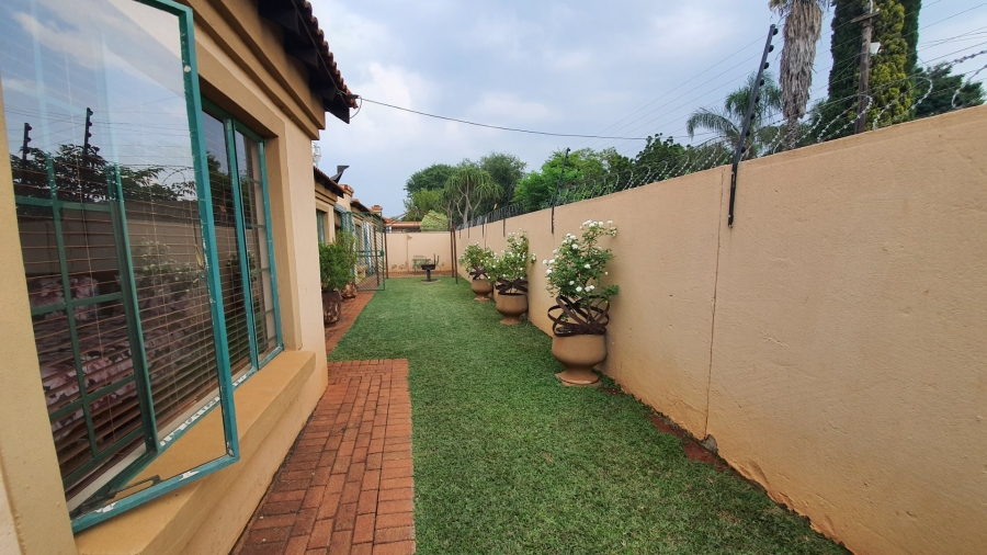 4 Bedroom Property for Sale in Hesteapark Gauteng