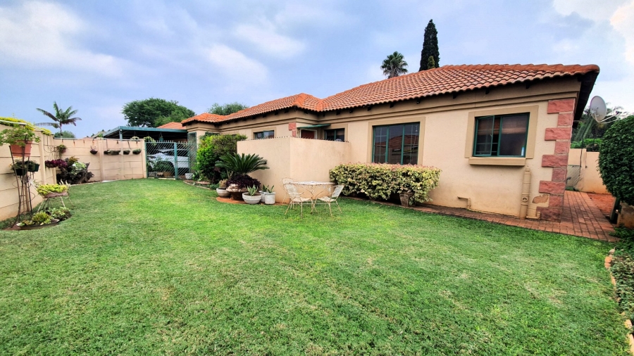 4 Bedroom Property for Sale in Hesteapark Gauteng