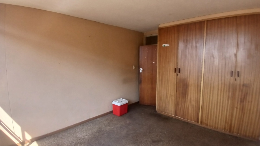 2 Bedroom Property for Sale in Pretoria Central Gauteng
