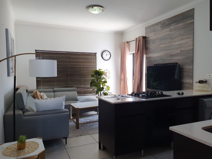 1 Bedroom Property for Sale in Greenstone Hill Gauteng